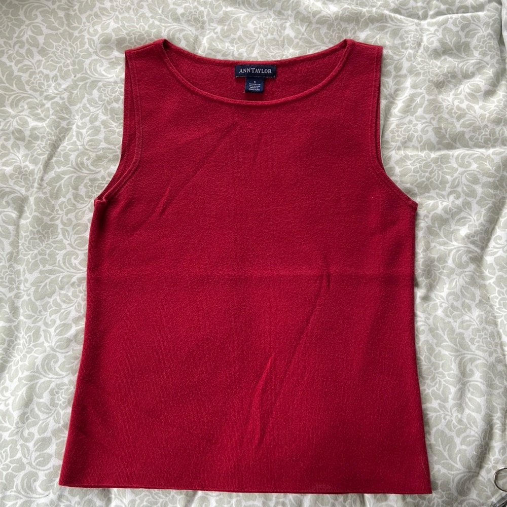 Ann Taylor small sweater tank top